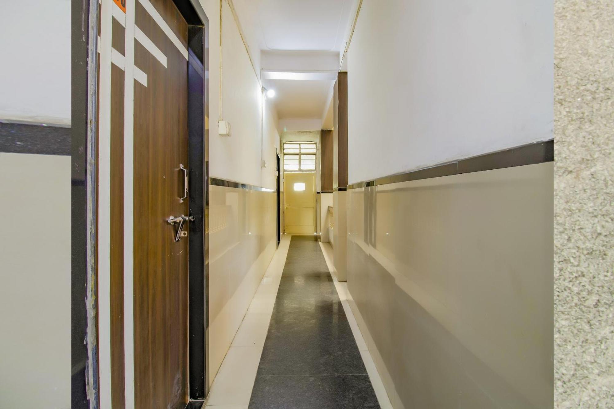 Spot On Indirasagar Executive Otel Kolhapur Dış mekan fotoğraf