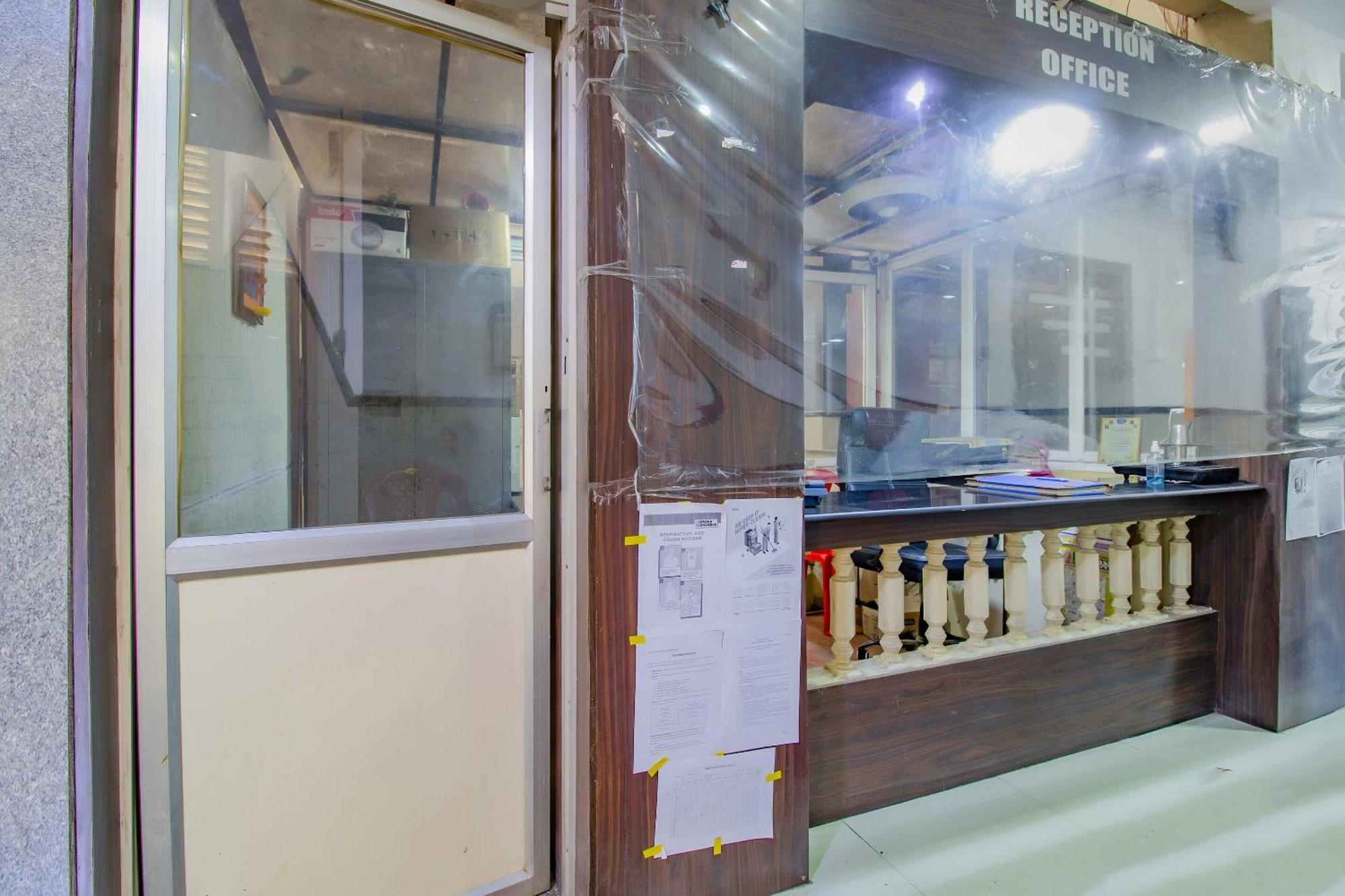Spot On Indirasagar Executive Otel Kolhapur Dış mekan fotoğraf