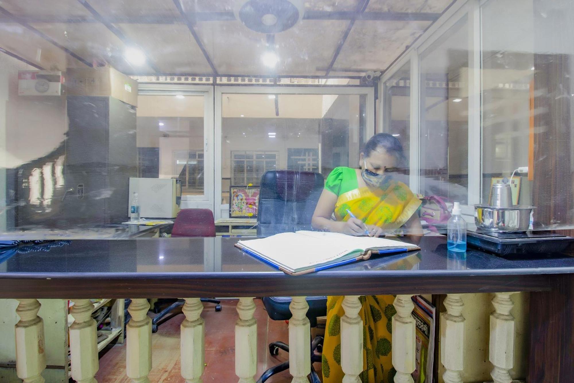 Spot On Indirasagar Executive Otel Kolhapur Dış mekan fotoğraf